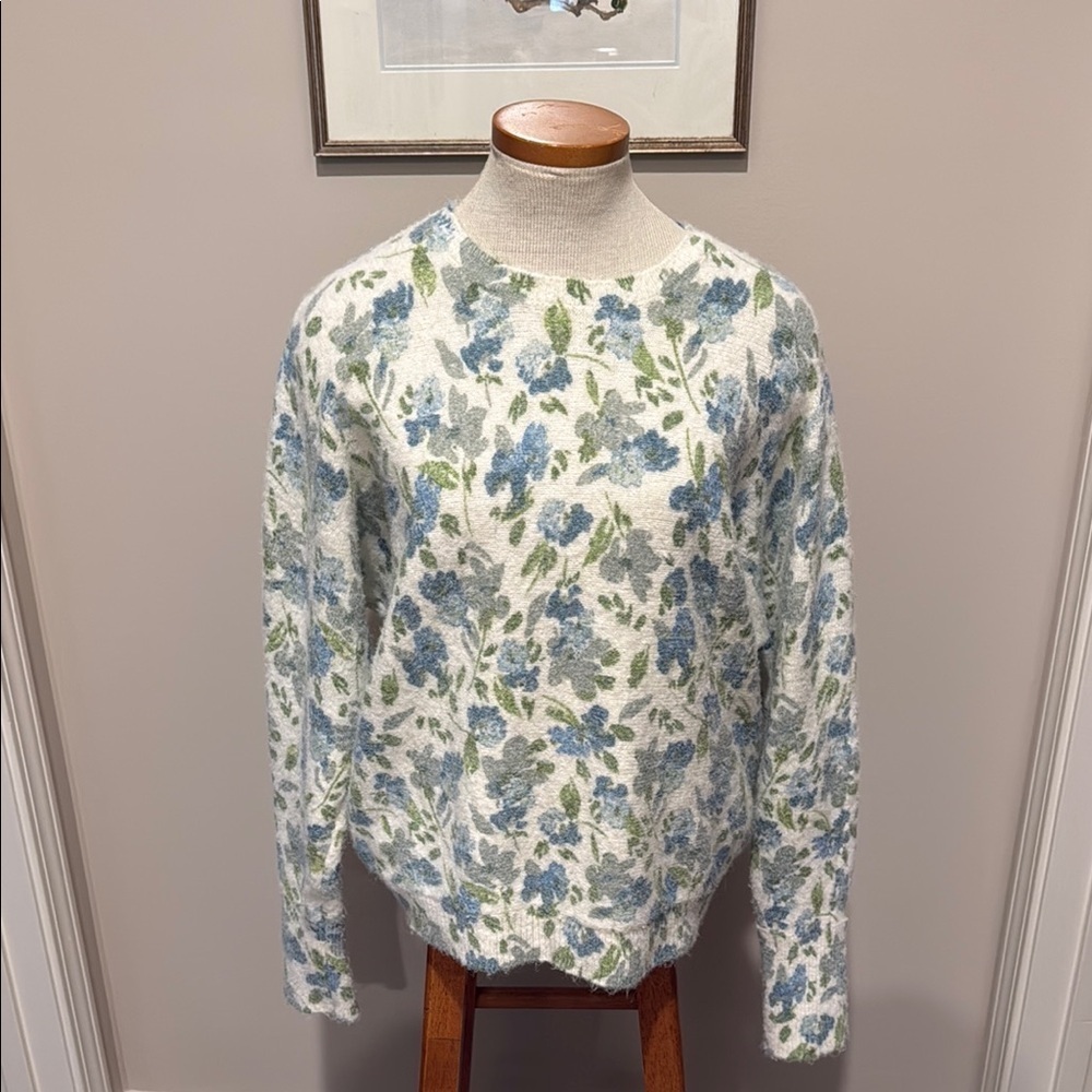 Joie - Floral Pull Over Sweater - Green/Blue/White - Size M - Good Condition!!